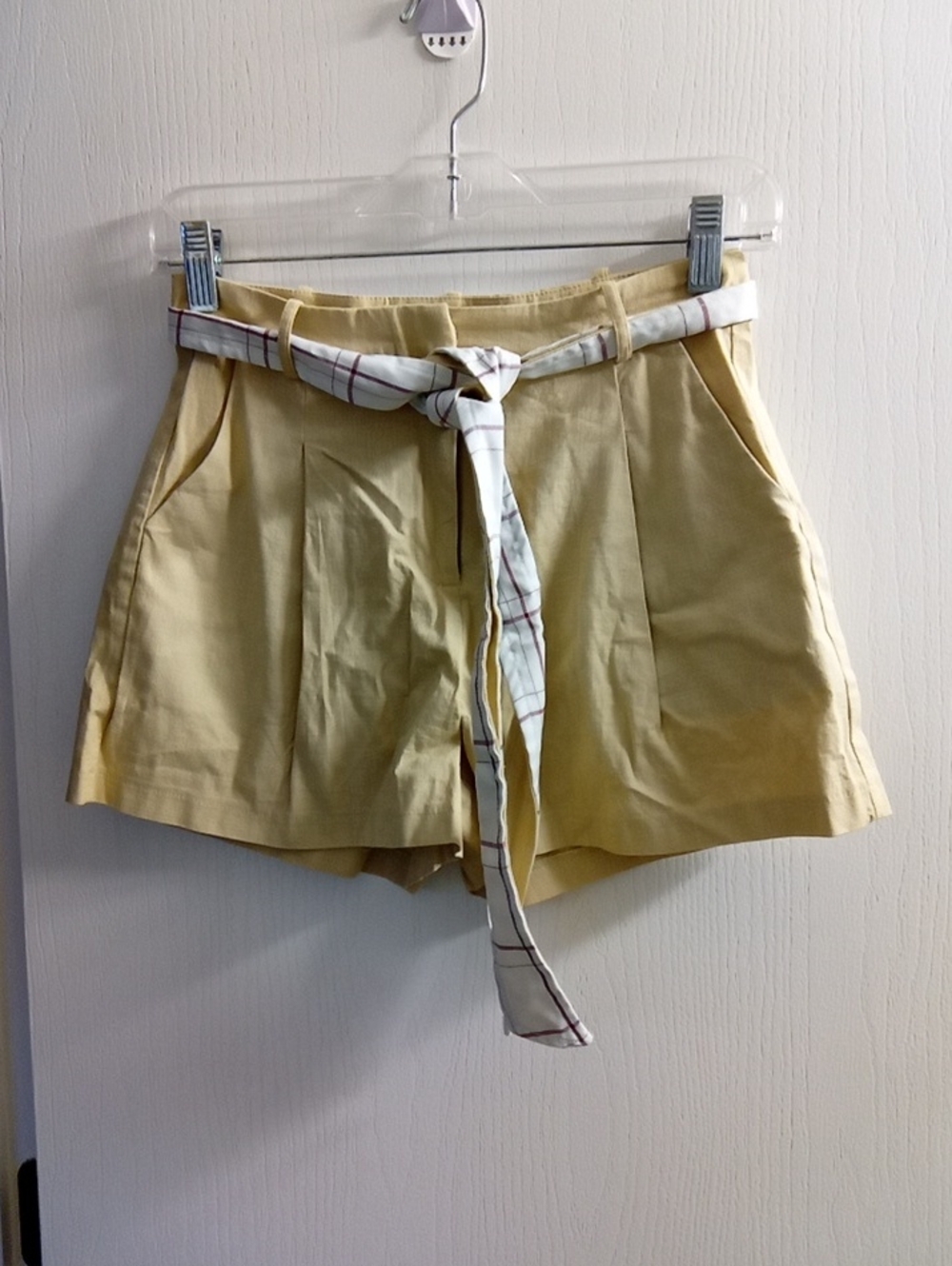 Potter's Pot Pale Yellow High-Waist Tie-Belt Shorts
